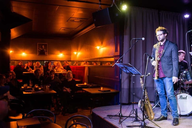 Prague: Jazz Show with Signature Cocktail - What’s Included in Your Ticket: Seating and a Signature Welcome Drink