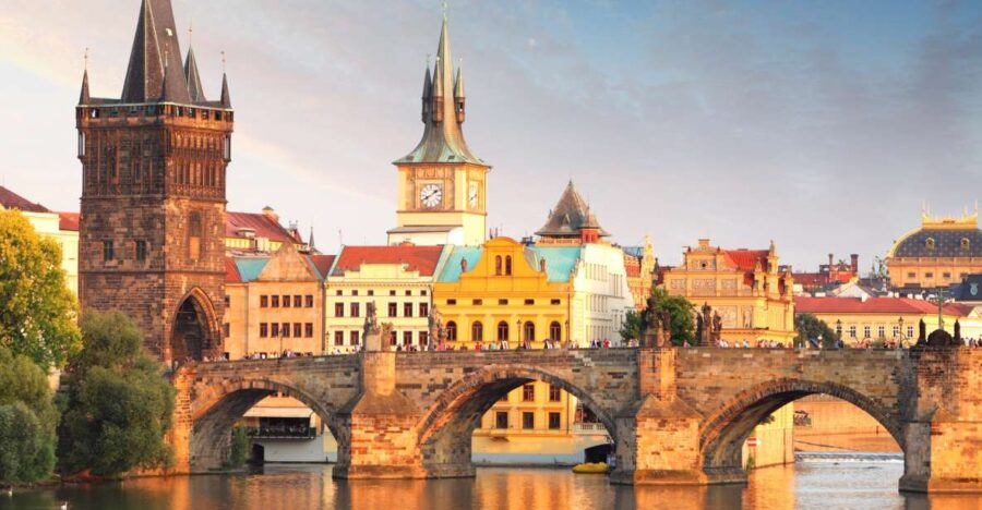 Prague: New Town and Vysehrad Private Tour - Meeting Point and Accessibility Details