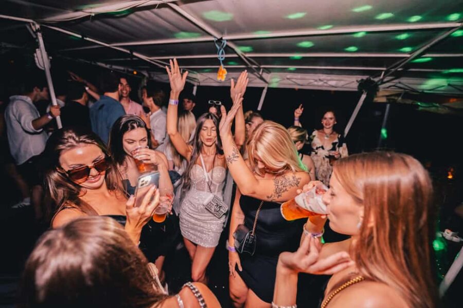 Prague: NYE 2hr Open Bar Party Boat, Fireworks, SaSaZu Club - Starting the Night on the Vltava: The Open Bar Party Boat Experience