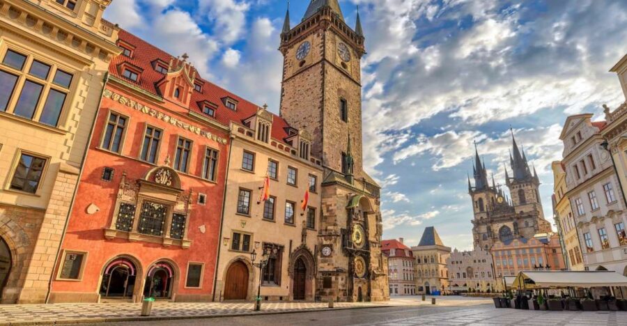 Prague: Old Town, Jewish Quarter & Astro Clock Walking Tour - Starting Point at Na Píkop 23 in Prague