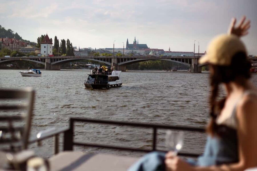 Prague: Private Mini Yacht Cruise on the Vltava River - The Experience Onboard: Comfort, Views, and Drinks