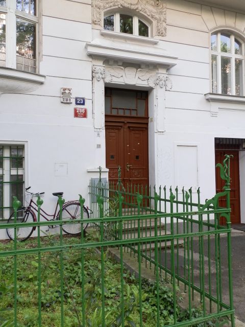 Prague: Private Prague Art Nouveau and Cubism Tour - Visiting Vyehrad: The hub of daring Cubist architecture