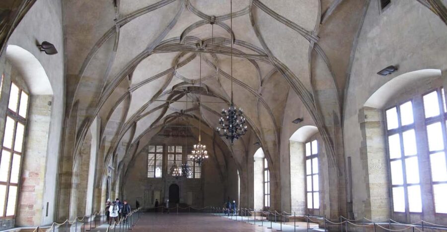 Prague: Private tour of Prague castle, meet up at hotel - Visiting Four Key Sites Within Prague Castle