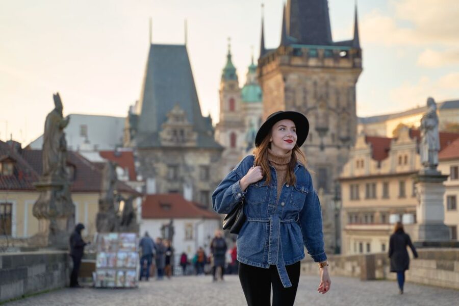 Prague: Professional Photoshoot at Charles Bridge - Starting Point at Four Seasons Hotel Prague