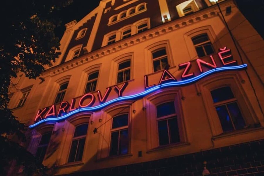 Prague: Pub Crawl with Karlovy Lazne Entry and Shots - Visiting 3-4 Bars and Clubs in the City