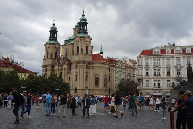 Prague self-guided walking tour and scavenger hunt - Discovering Prague’s Top Landmarks with the App