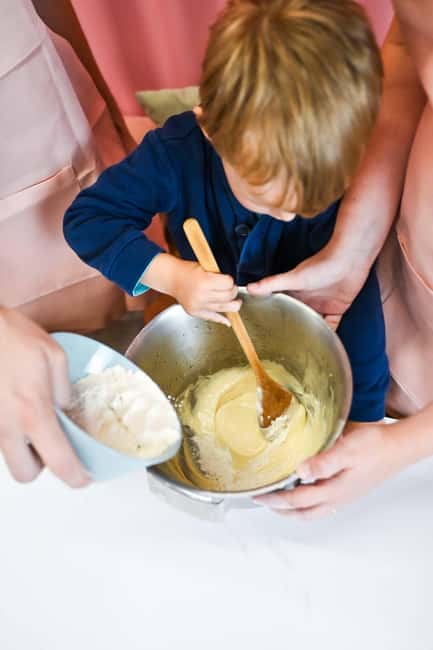 Prague: Traditional Czech Christmas Cookie Baking Class - The Guide’s Role in Crafting an Authentic Experience
