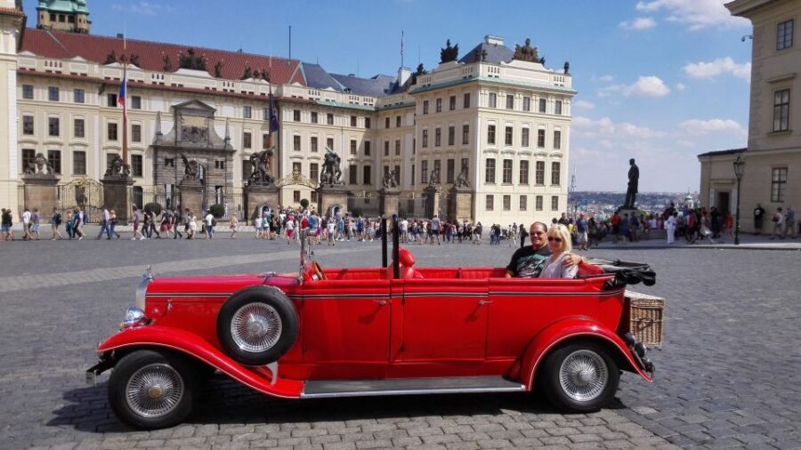 Prague: Vintage Car Ride and Walking Tour - From Prague Castle to the Old Town: A Historic Walk
