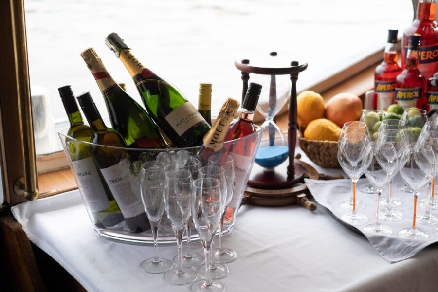 Prague: Vltava River Private Boat Party with Drinks - Meet at U Bukanýra for a Seamless Start