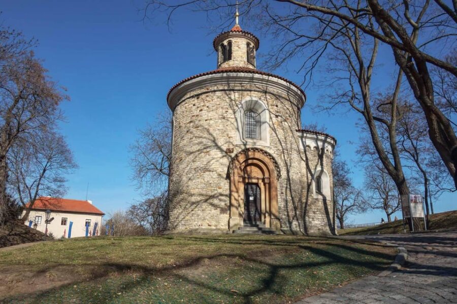 Prague: Vysehrad Castle and Riverside E- Bike Tour - From Václavské námstí to Vysehrad