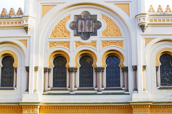 Prague's Jewish Quarter: A Self-Guided Audio Tour - Discover the Historic Synagogues and Their Stories