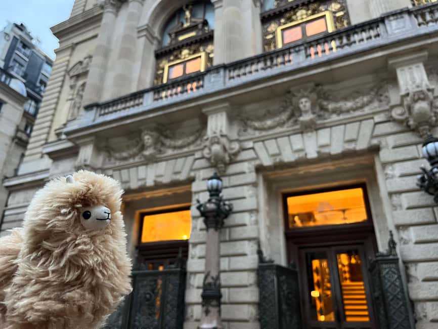 Private 2-3 hours Montmartre walking tour - Timeless charm - Starting Point and Meeting Details in Montmartre