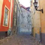 Private 2.5-Hour Tour of Tallinn Old Town in a Spacious Mercedes Minivan - Value and Booking Considerations