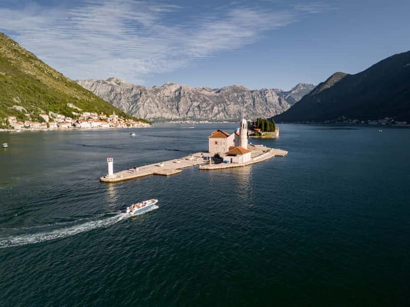 Private 2-hour Our Lady of the Rock & Perast by speedboat - Starting Point at the Sea Gate in Kotor Old Town