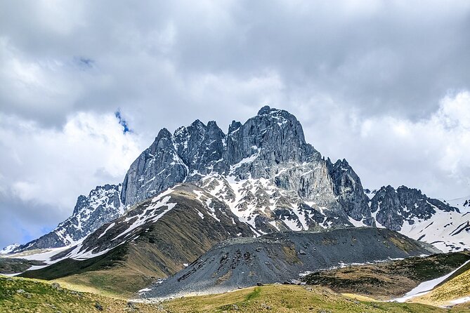 PRIVATE - 4 DAYS IN GEORGIA (Tbilisi, Kazbegi, Kakheti, Mtskheta) - Wine Tasting at Giuaani Winery