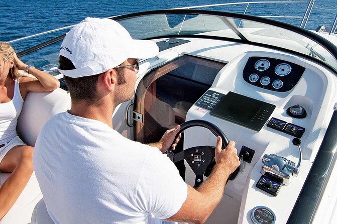 Private 4-Hour Lake Como Boat Tour: Villas, Bellagio & Prosecco - Navigating the Scenic Highlights of Lake Como