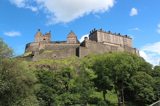 Private 4h Walking Tour in Edinburgh with Edinburgh Castle Tour - Starting Point and End Location in Edinburgh