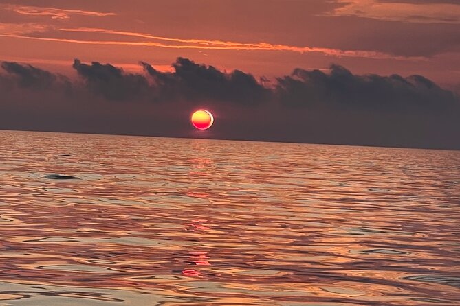 Private 8 Hours Boat Charter Trip in Malta - Exploring the Blue Lagoon in Comino