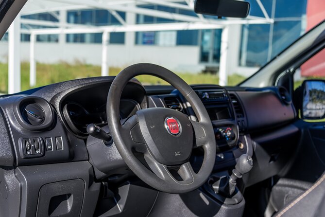 Private Airport Transfer Tsilivi/Planos - One Way Journey - Spacious, Air-Conditioned Vehicles with Professional Drivers