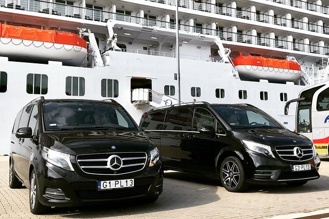 Private Airport Transfers From Gdansk Airport GDN to Sopot(PAX 7) - On-the-Go Connectivity and Refreshments