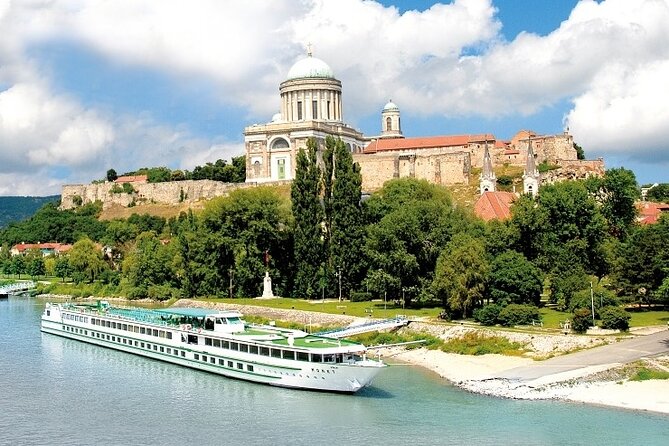 Private All Day Danube Bend Tour From Budapest with lunch, entrance fee, cruise - Exploring Esztergom Basilica and Its Panoramic Views