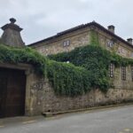 Private and exclusive visit to Liérganes: the legend of the Fish Man. - Crossing the Roman Bridge and Visiting the Fish Man Statue