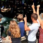 Private and full rickshaw tour in the English Garden - Starting at Ludwig Maximilian University in Munich