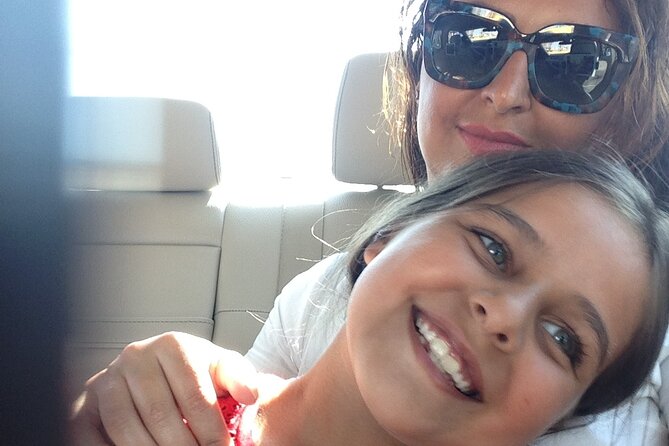 Private Arrival Transfer from Thessaloniki Airport to Halkidiki Area - Entertainment and Amenities During the Ride