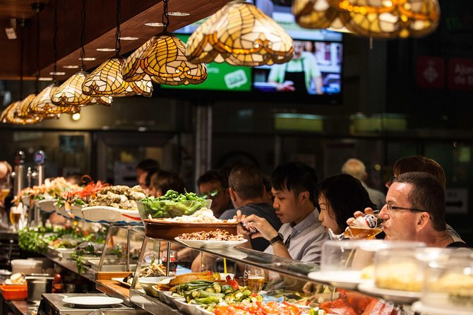 Private Barcelona Art and Tapas Walking Tour with Picasso Museum - Starting Point in the Heart of Barcelona