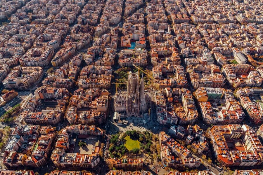 Private Barcelona & Montserrat Helicopter Tour - Viewing the Iconic Sagrada Familia from Above