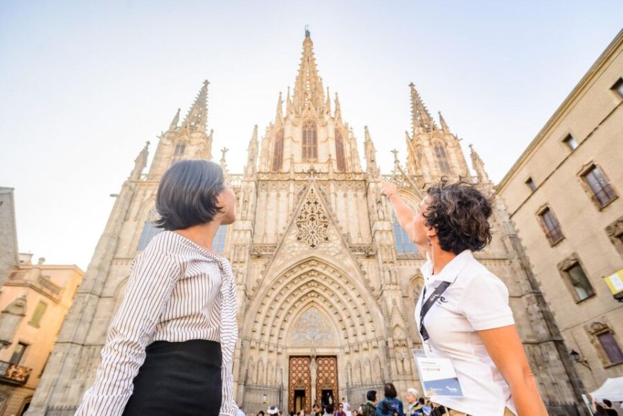 Private Barcelona Tour: Explore Gaudí and the Gothic Quarter - Tailored Experience from Hotel Pickup to Personal Interests