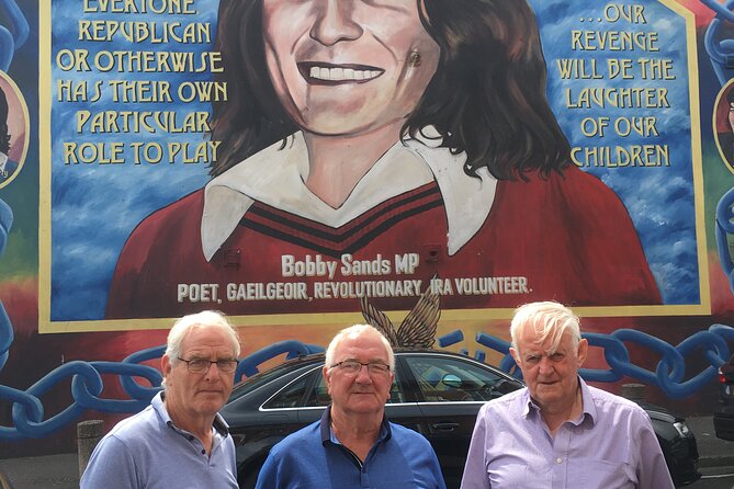 Private Belfast Taxi cab Tour - Murals of Republican Heroes on Falls Road