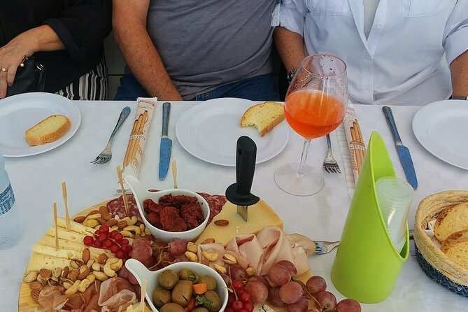 Private boat tour Giardini Naxos Taormina with platter and wine - Starting Point at Giardini Naxos Port and How the Tour Begins