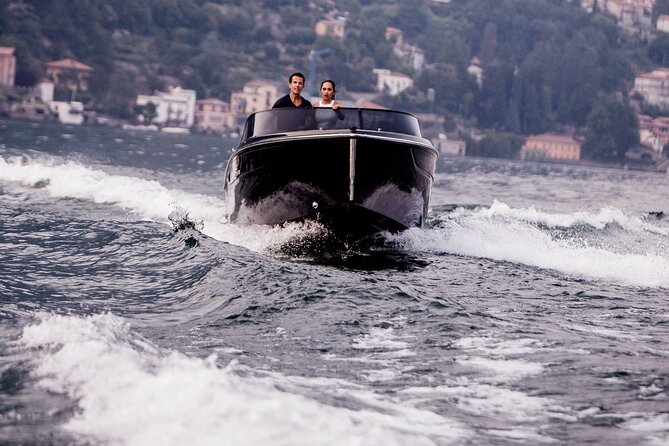 Private Boat Tour on the Lake Como - The Yacht and Its Features
