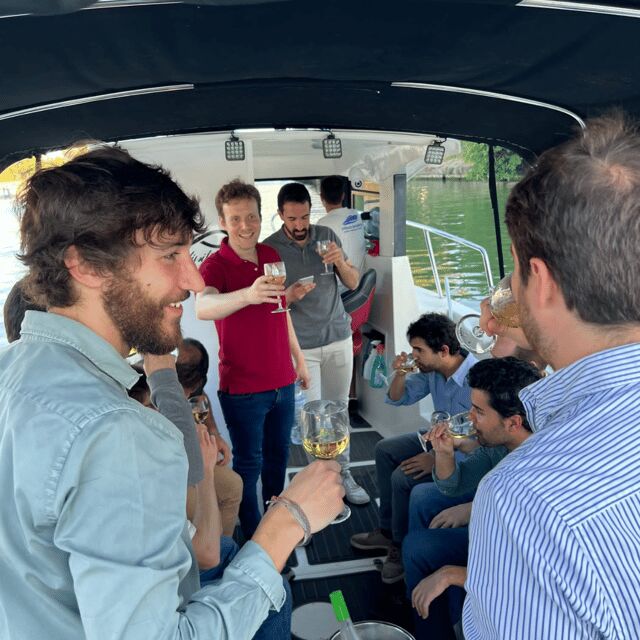 Private boat trip on the Guadalquivir - Starting and Ending at the Heart of Seville