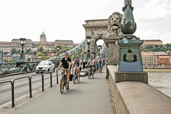Private Budapest Bike Tour with Cafe Stop - Starting at the Heart of Budapest: Meeting Point and Logistics