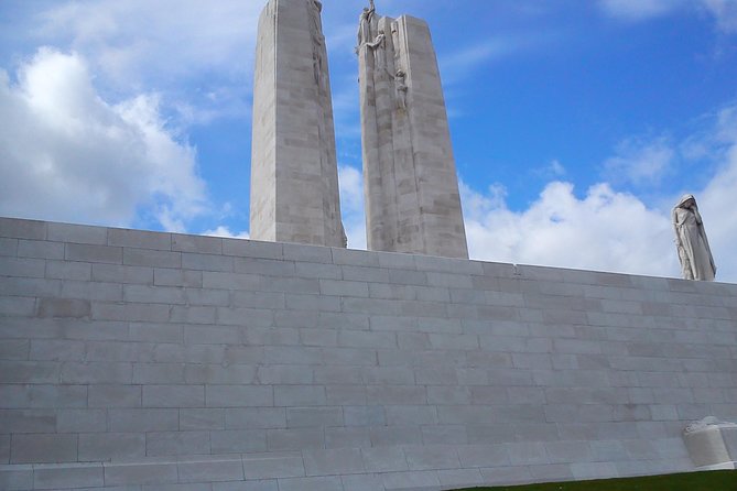 Private Canadian WW1 Vimy & Somme Battlefield Tour from Arras or Lille - Starting with the Vimy Ridge Canadian Memorial and Trenches