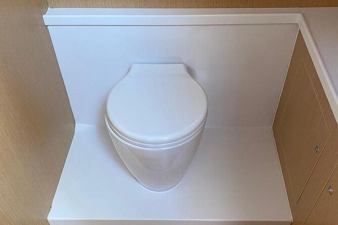 Private Capri & Positano Day Trip from Sorrento on a 28ft Boat - Starting Point and How the Tour Operates