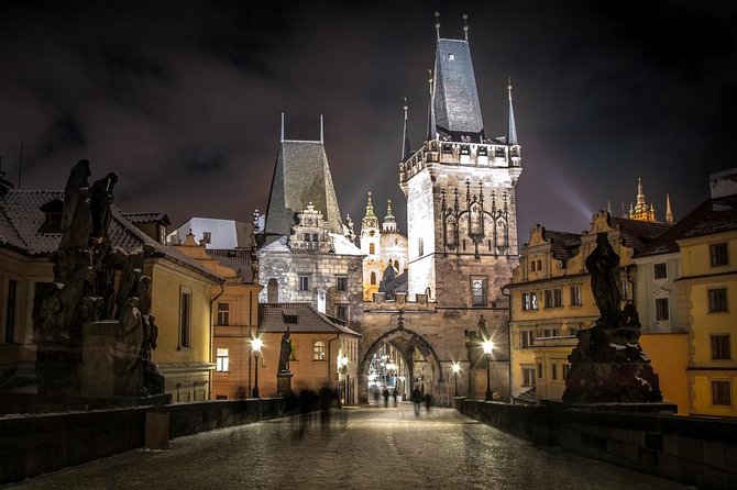 Private Car Transfer from Vienna to Prague with 2h of Sightseeing - The Stops: Customizable Sightseeing on Route
