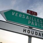 Private Car with Driver Luxury Tour to Château de Versailles - Exploring the Château de Versailles: Hall of Mirrors and Royal Apartments