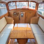 Private Champagne Canal Cruise in Amsterdam - Expert Commentary and Guide Knowledge