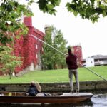 Private Chauffeur Punt Tour - The Starting Point at Thompsons Lane and Check-In Process