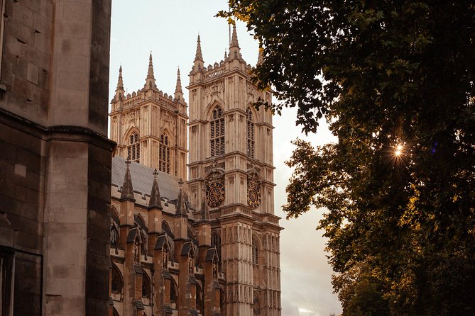 Private City Kickstart Tour: London - In-Depth Look at Each Stop