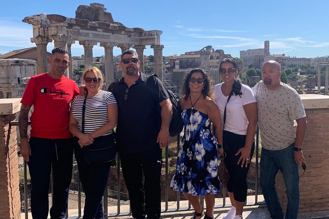 Private city tour in Rome with driver-guide - Exploring the Trevi Fountain and Pantheon in Depth