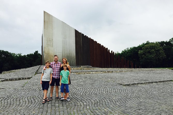 Private Communist Budapest Tour - Key Points