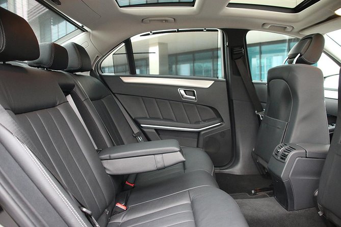 Private Cruise Port Transfer to Barcelona Airport or hotel - Driver Communication and Local Knowledge