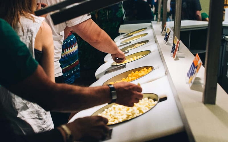 Private CUS Tour: giethoorn & Windmill zaanse en// - Pickup and Transportation: Comfort in a Private Vehicle