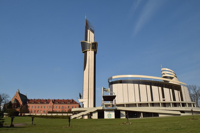 Private Czstochowa Black Madonna and Lagiewniki Tour - Exploring the Divine Mercy Sanctuary at Lagiewniki