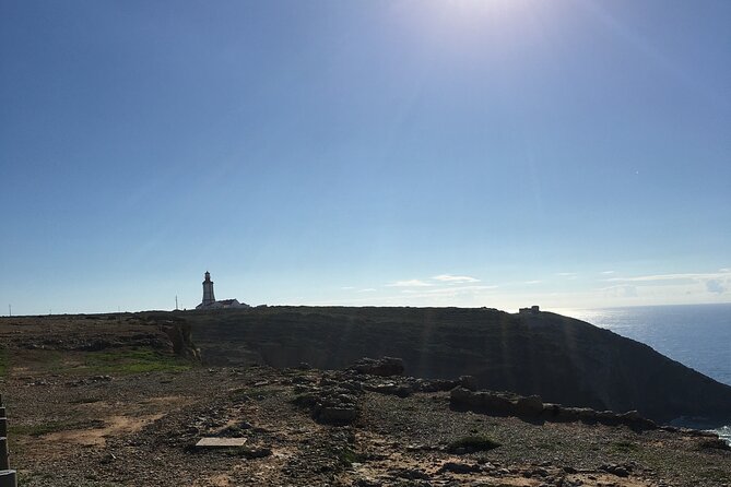 Private Day Tour Arrabida, Sesimbra & wine tastings from Lisbon - Experience the Charm of Sesimbra’s Beaches and Seas