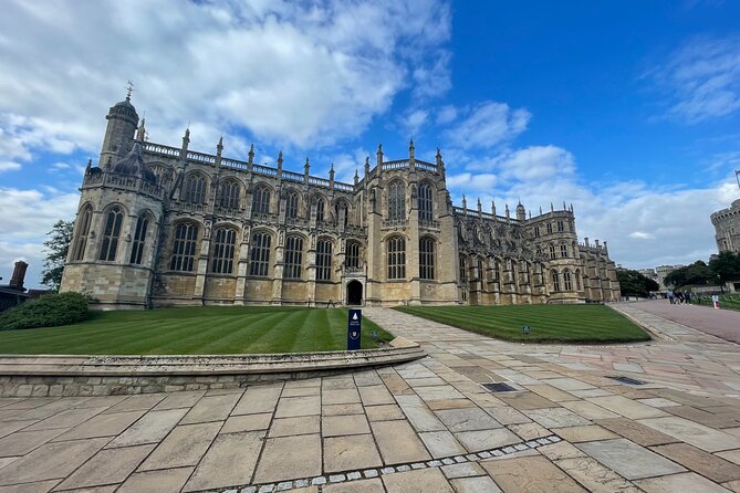 Private Day Tour to Bath and Windsor Castle - Flexible Private Transportation from London to Historic Sites